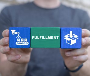 Order fulfillment. e-commerce fulfillment, e-commerce logistics