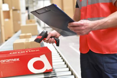 express delivery, sme logistics​, express delivery uae, shipping solutions for small businesses